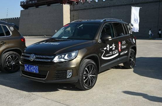 超多美图慎入！开神车，走丝路，这些不可思议的美景就在中国！