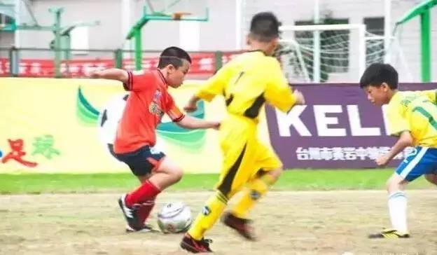 浙江衢州市足球队,衢州足球队踢宁波