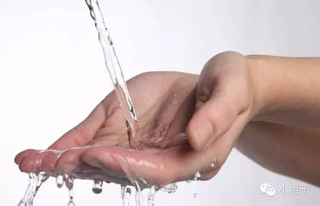 滴眼液过了一个月的还有效吗,滴眼液的优点和注意事项