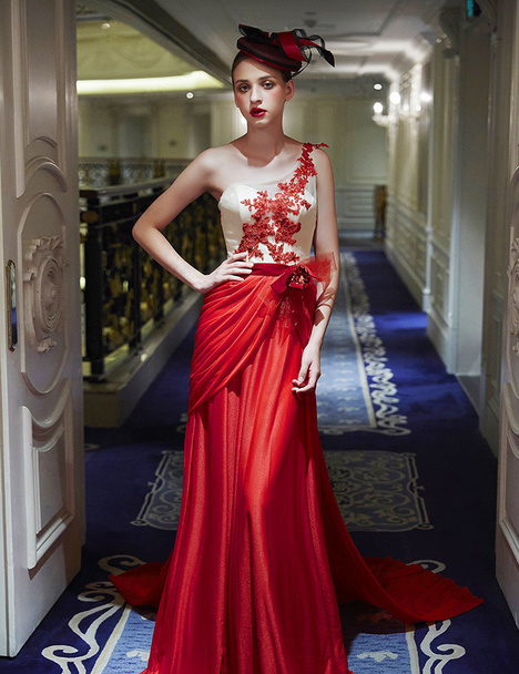 婚纱礼服红色图片,红色薄款婚纱礼服怎么搭配图片