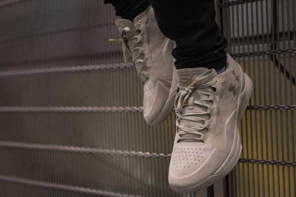 库里的生活系列UnderArmourCurryLux