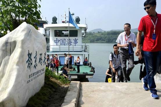 超多美图慎入！开神车，走丝路，这些不可思议的美景就在中国！