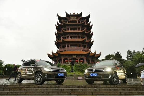 超多美图慎入！开神车，走丝路，这些不可思议的美景就在中国！