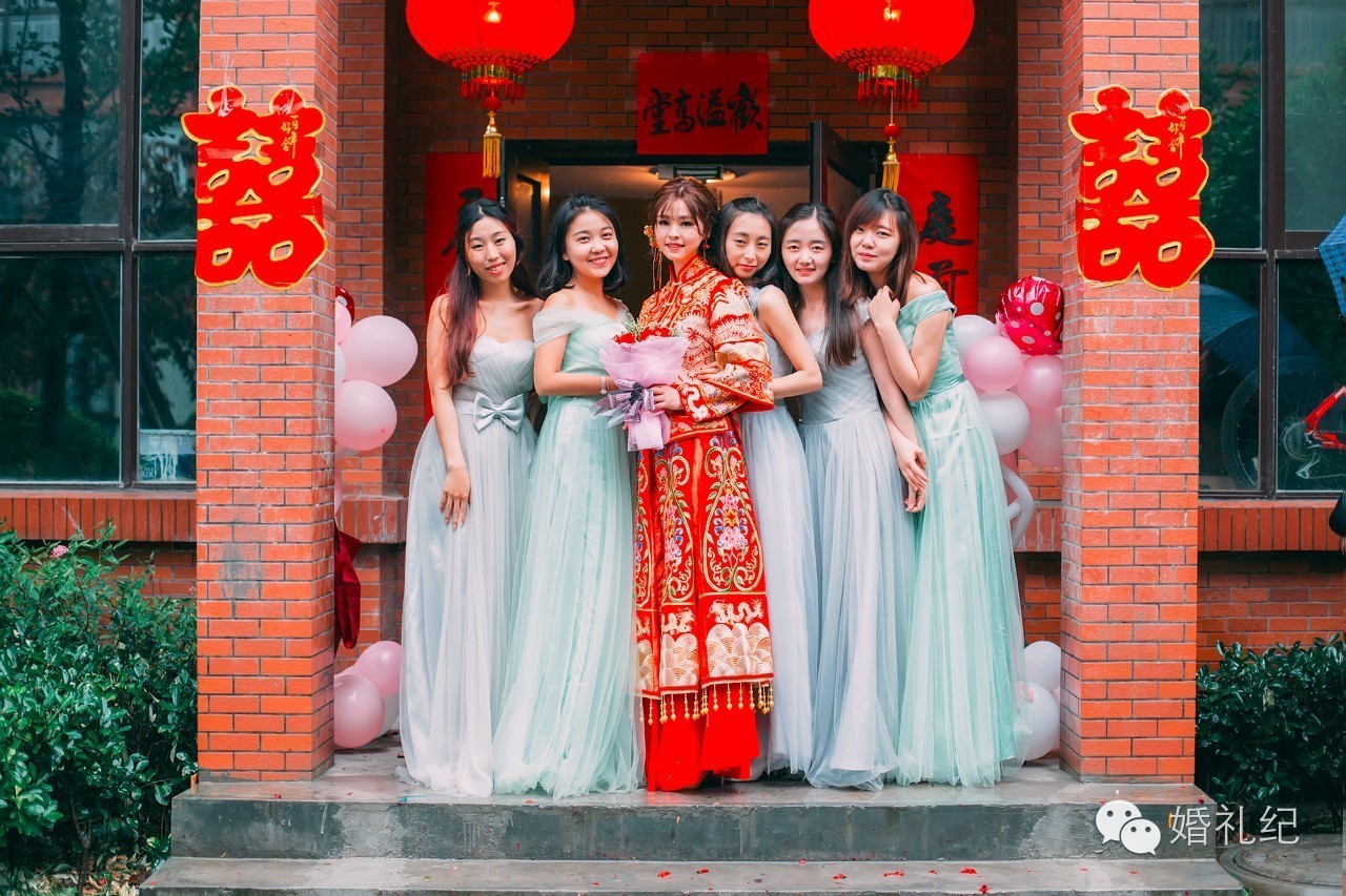 baby伴娘服质量,baby的伴娘穿的衣服