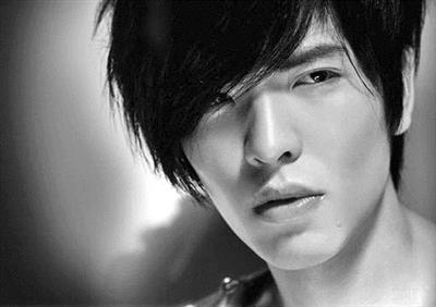 萧敬腾求婚成功全国为他降雨助兴,萧敬腾综艺下雨名场面