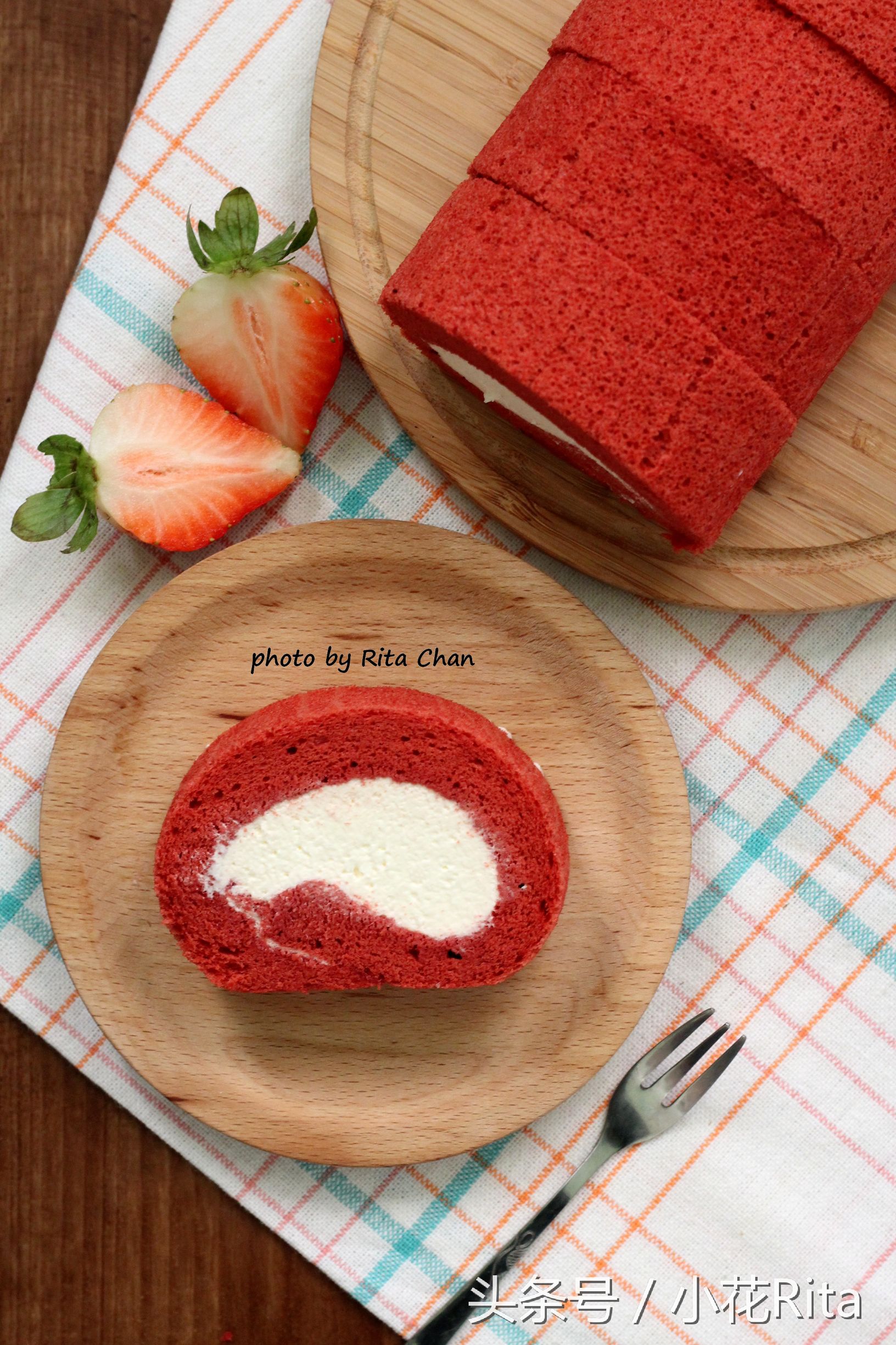 红丝绒蛋糕卷颜值味道让我惊呆了,口感绵软制作简单红丝绒蛋糕卷