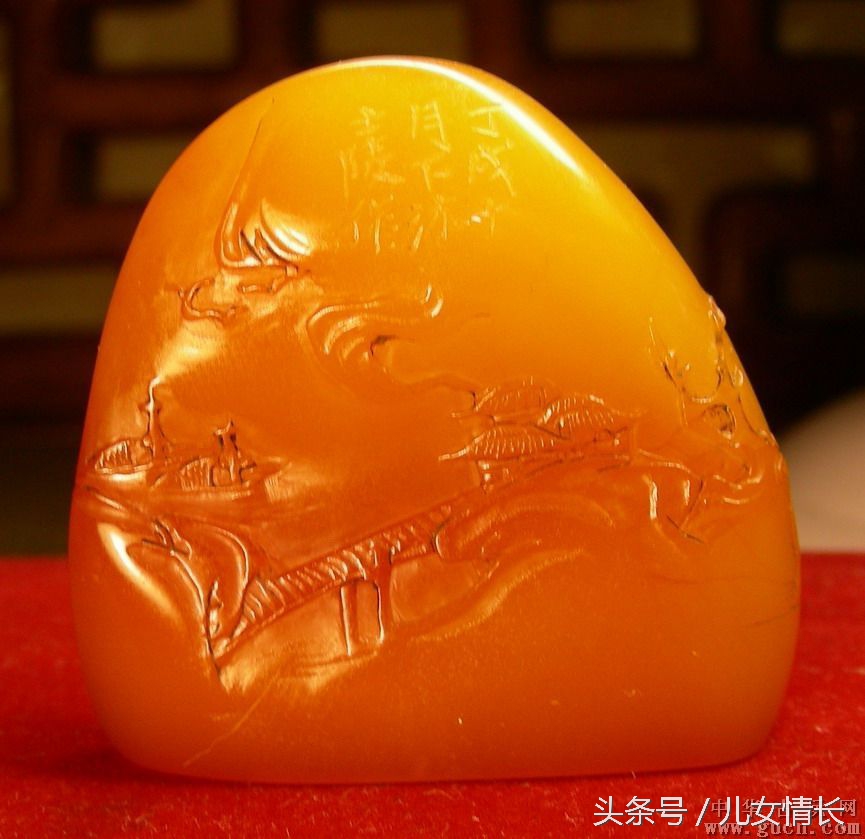 田黄石金包银印章多少钱一克,艾叶绿田黄石拍卖多少钱一克