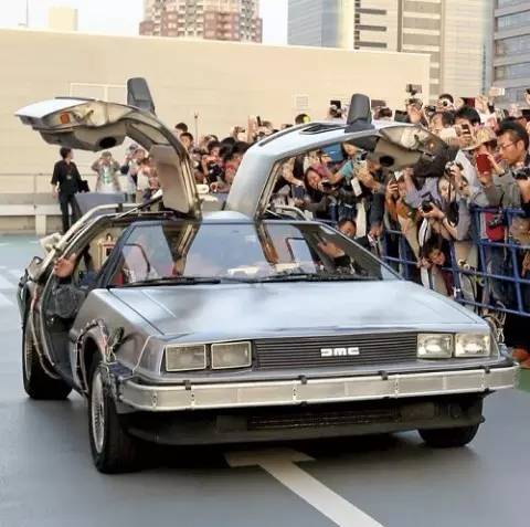 复古鸥翼门最便宜的车,最具性价比的鸥翼门汽车