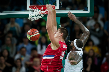 06年美国梦之队输球球迷反应,美国梦之队窒息防守