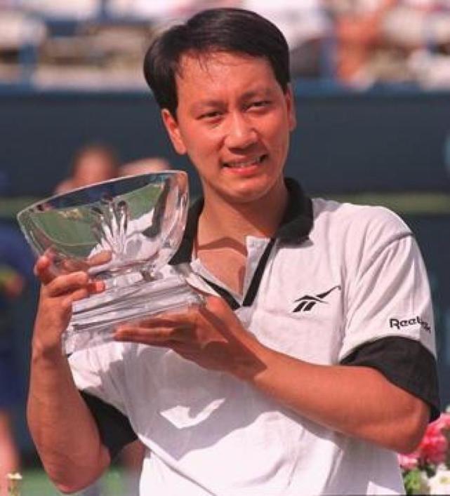 菲尔普斯谈乔丹,菲尔普斯名字