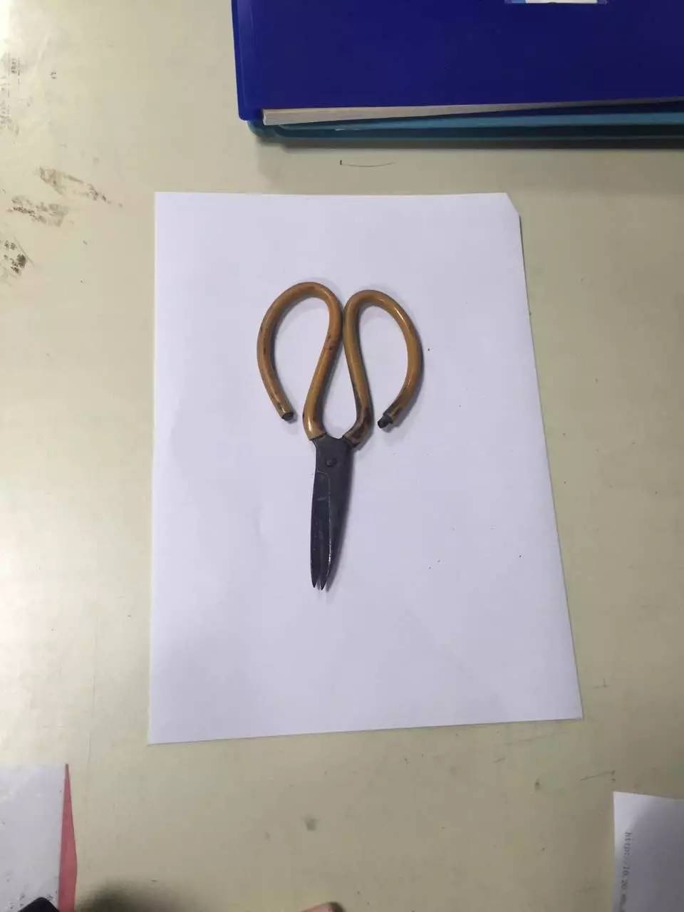 男童被剪刀刺伤致大动脉破裂出血,太阳穴被剪刀刺伤会怎么样