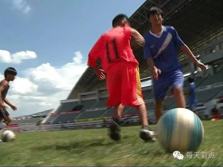 绿茵场上的无声少年——文山聋哑足球队备战省残运会