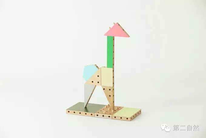 逆天啦，日本人设计出一枚银戒指，戴着戴着就变成了金戒指！