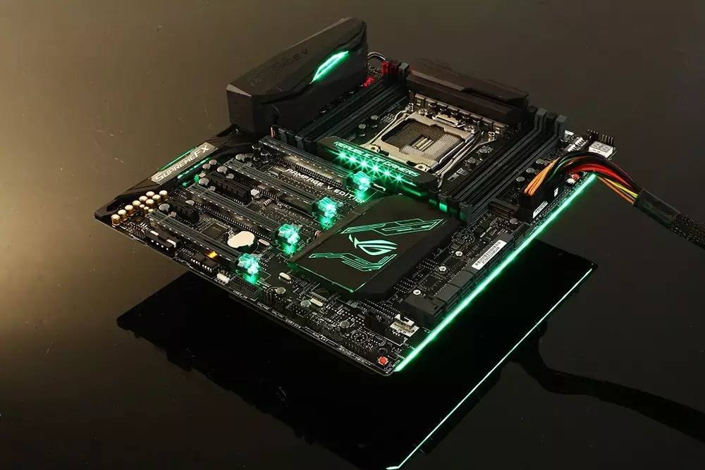 r5e主板评测,r5e主板几个版本