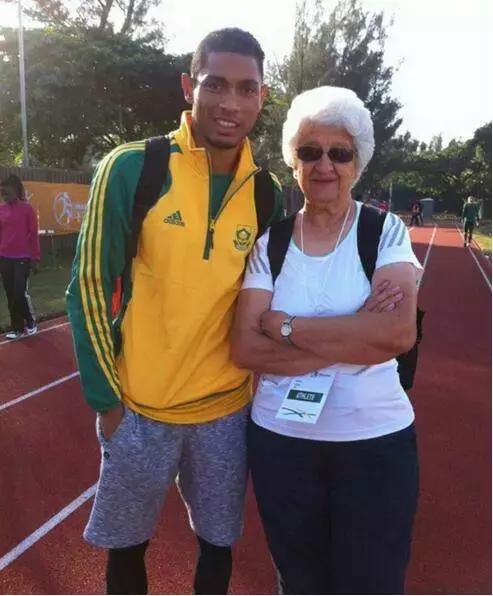 吃瓜群众来了完整视频,吃瓜群众来吃瓜