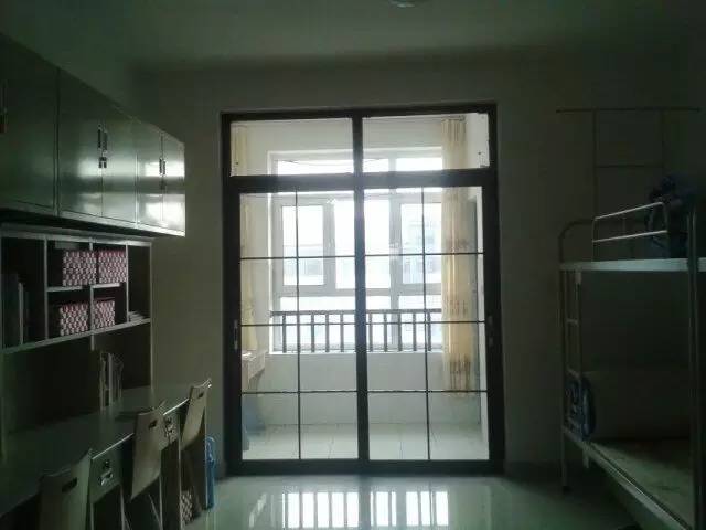 宿舍六人间是种什么体验,8人间宿舍什么体验