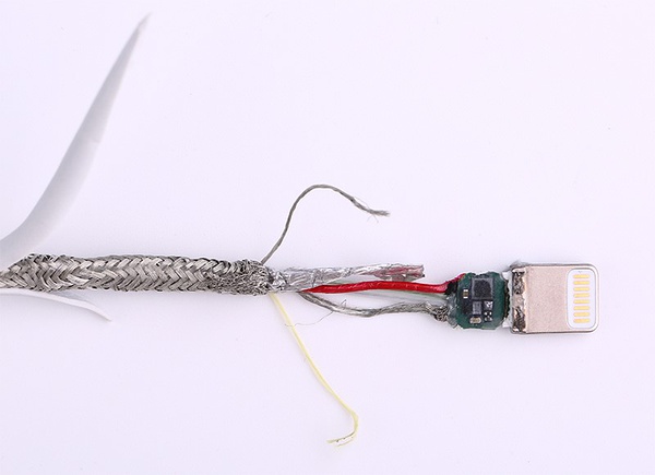 安克数据线与苹果数据线拆解,iphone数据线耐用测试