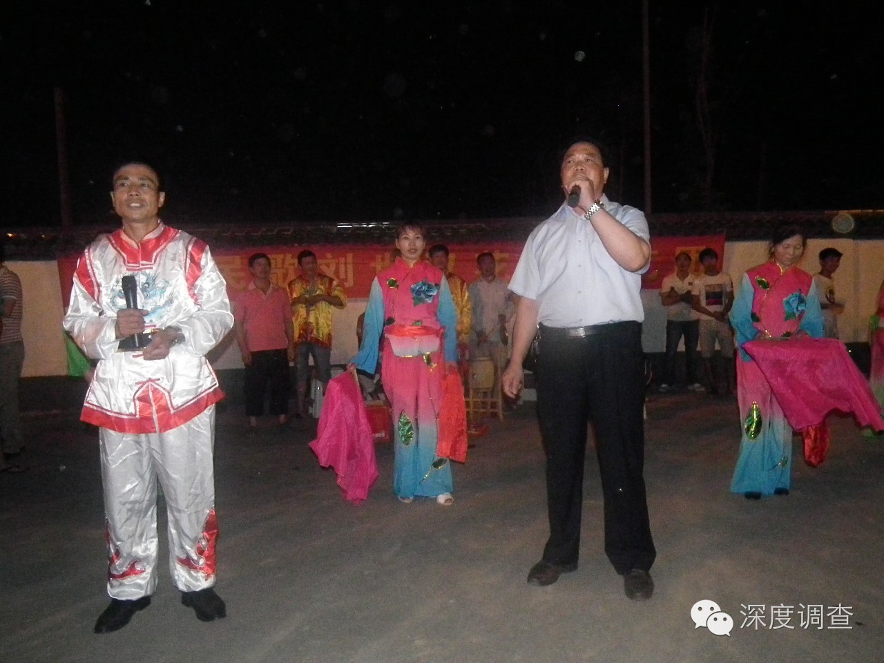 边走边唱的陕南旬阳农民工花鼓队,陕南旬阳花鼓