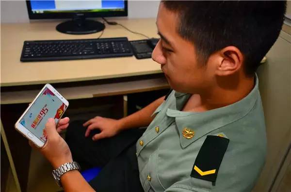 你不是当兵了吗？怎么还能上网？