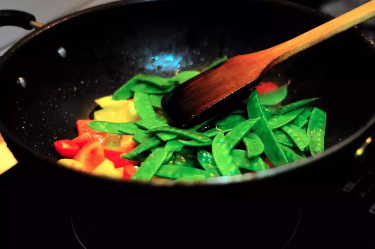 前方大波怪物，荷兰豆射手准备