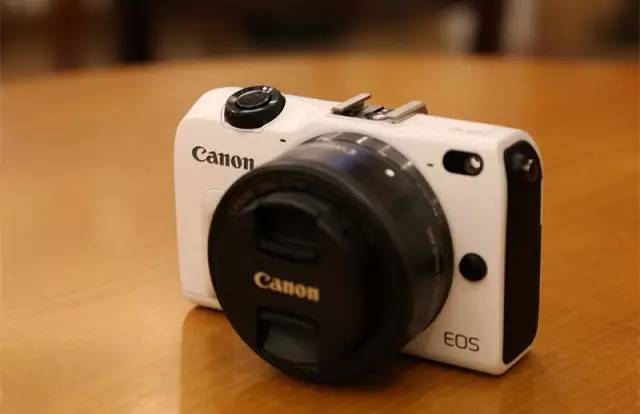 新手入门性价比高的微单相机推荐,3000元到4000元全画幅微单推荐