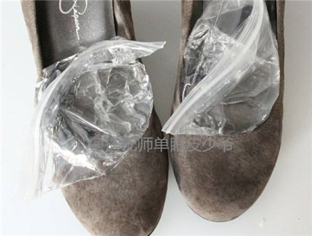 新鞋子磨脚最有效方法,新鞋子磨脚后跟怎么办最快的方法