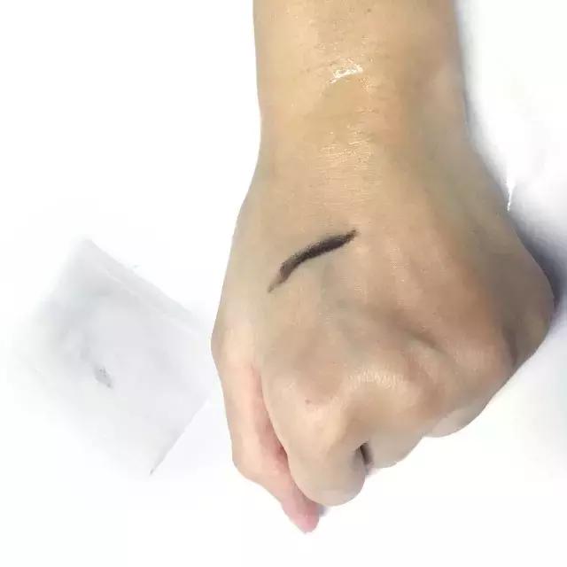 防水眼线笔排名第一品牌是,防水眼线笔新手推荐哪款比较好看