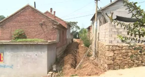 记安丘市柘山镇老子村第一书记赵学和