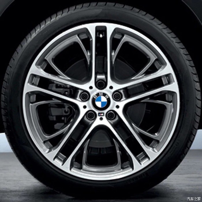 宝马x3曜夜版黑武士落地价,宝马x3黑武士静态体验