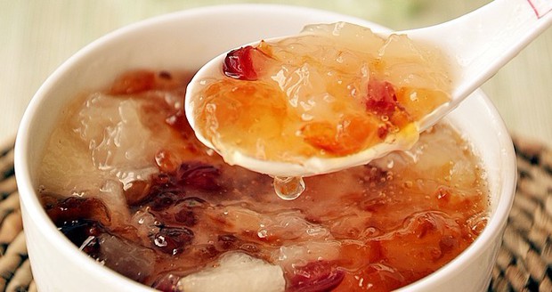 桃花泪桃胶的功效,观景桃花泪可以食用吗