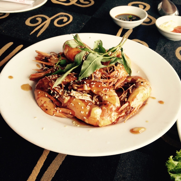 两千人民币去泰国旅游够吗,两千出国旅游