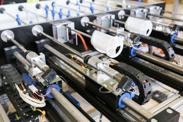 继围棋之后，机器人又要统治桌上足球了