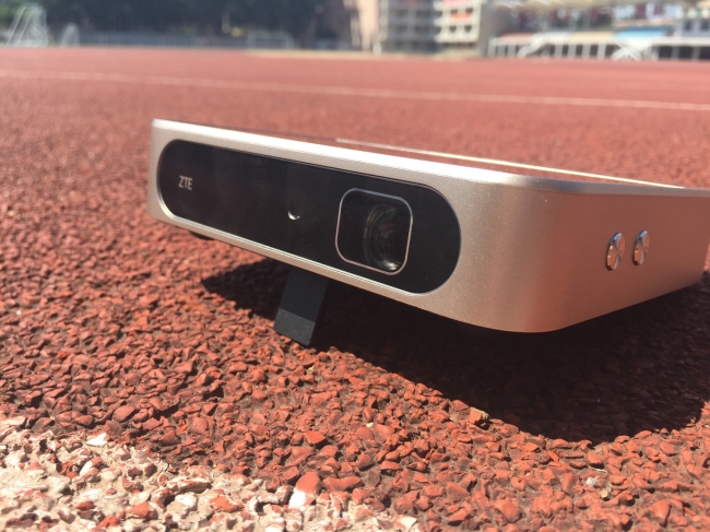 中兴spro2智能投影机,中兴spor2投影怎么样