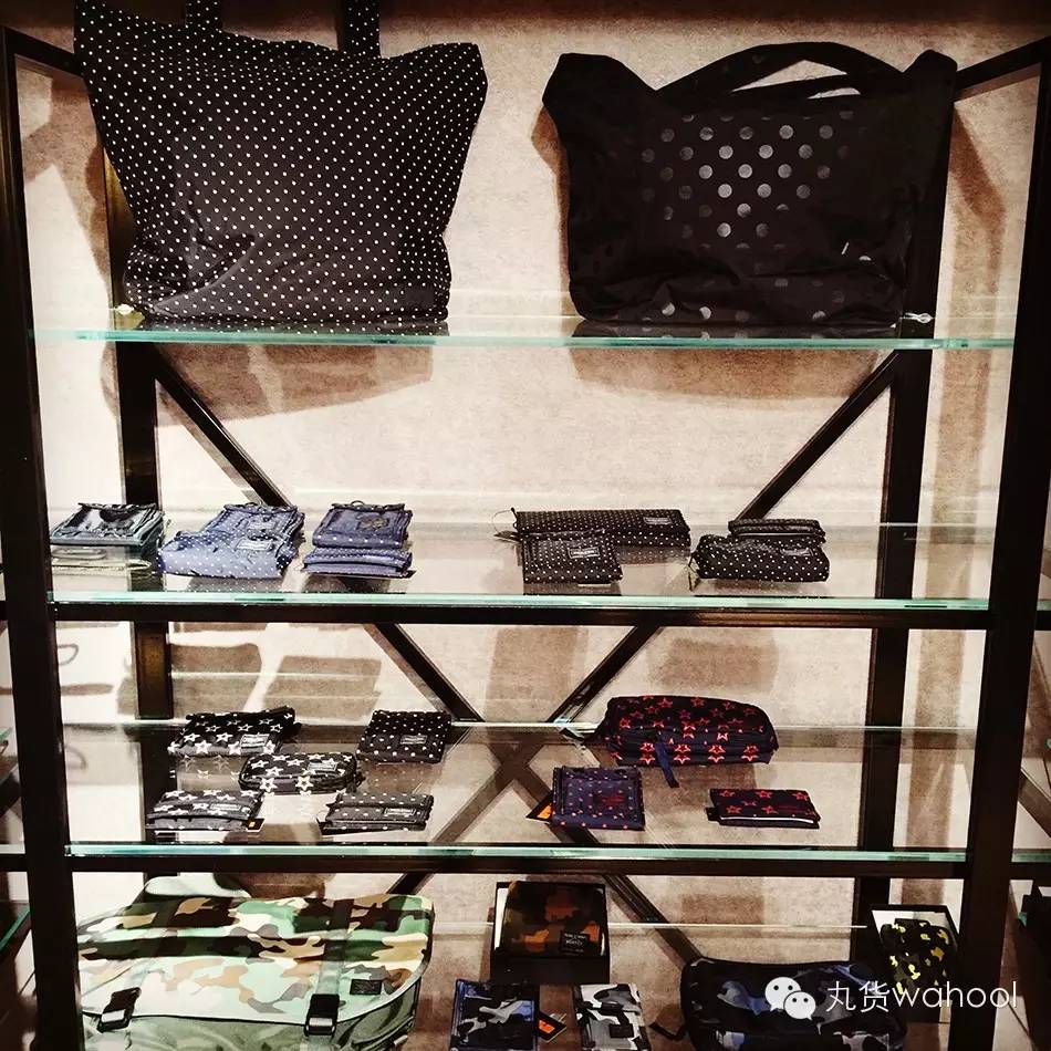 潮玩是怎么做起来的,潮玩一般都是什么