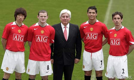 曼联球衣广告夏普是什么,曼联经典球衣夏普