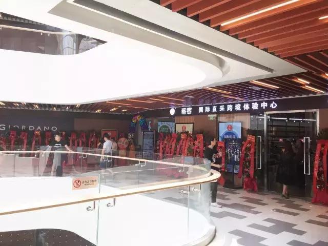 小香港迎新街,小香港再现往日的繁荣