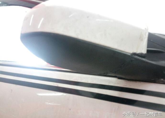 汽车后视镜漆刮了如何修复,车停路边后视镜被刮了怎么办