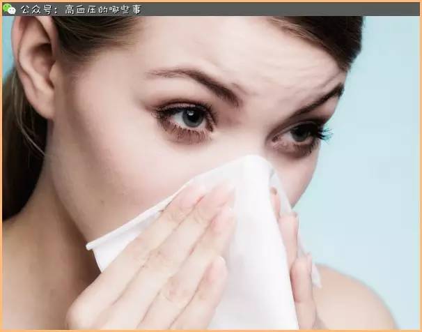 鼻涕是白色的代表什么症状,鼻涕的种类及病因