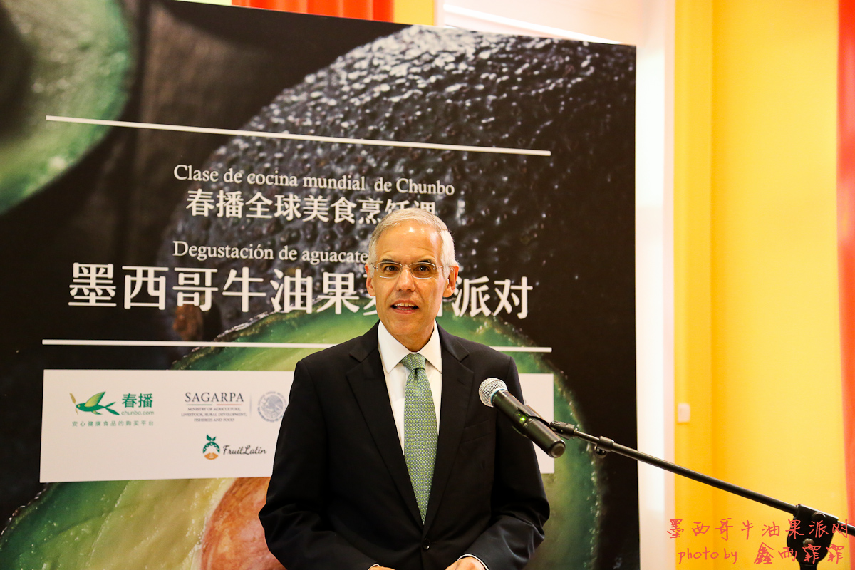 牛油果怎么挑选才是正确的,怎么挑选牛油果最好吃