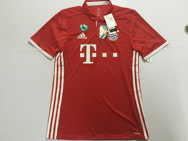 拜仁主客场球衣,拜仁16-17赛季球衣