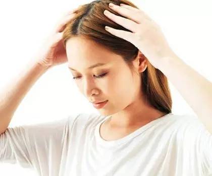 按摩活气血缓解老花眼的日常按摩