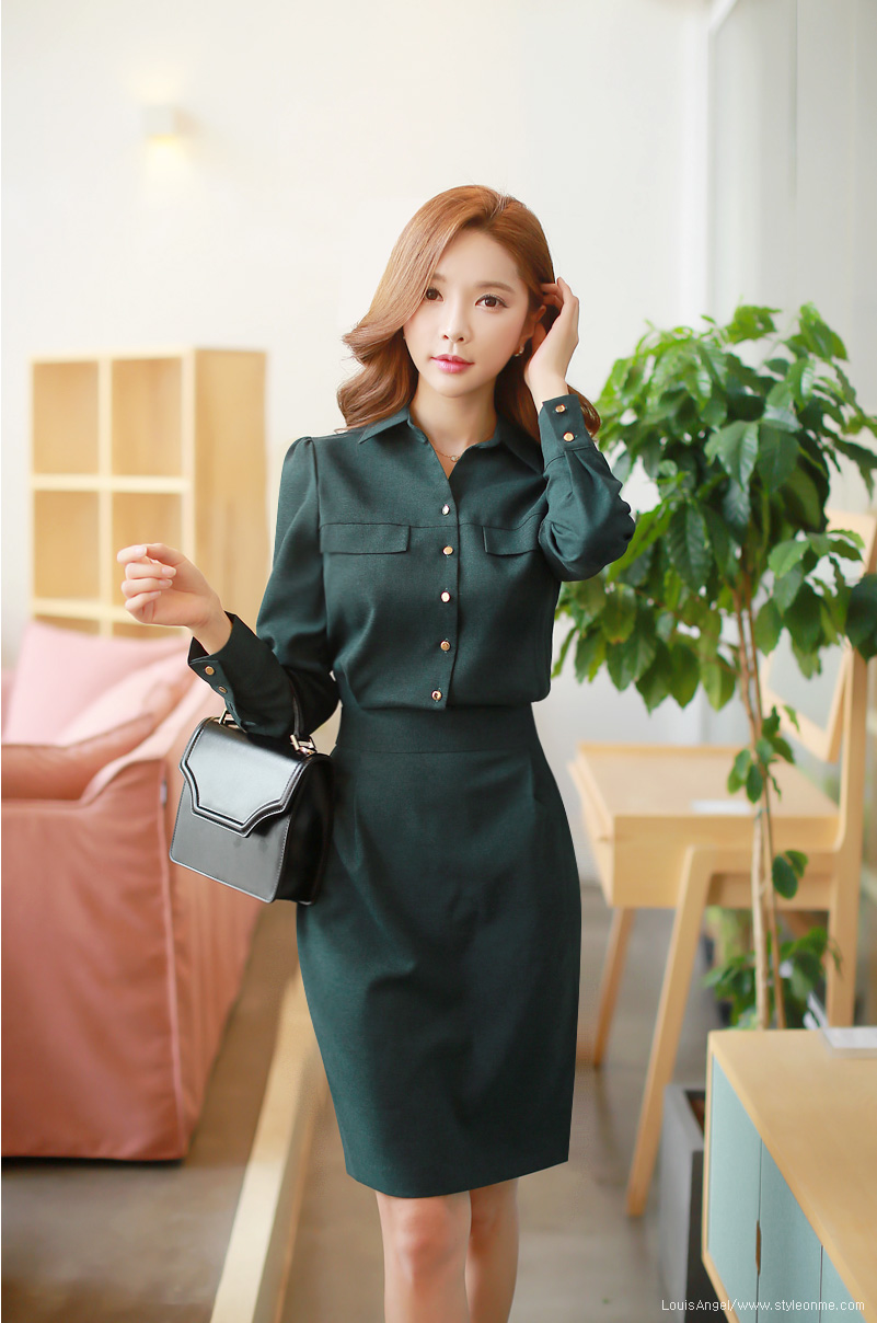 时尚优雅女神气质连衣裙,法式后背镂空露腰连衣裙深绿色