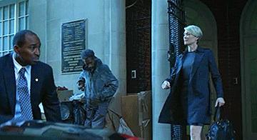 新买的皮鞋为什么要钉前掌 (皮鞋有必要贴鞋掌吗)