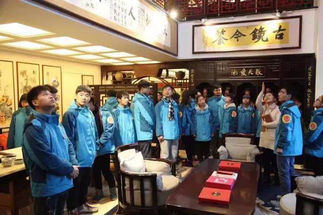 郑州哪些中学蓝色校服好看,郑州各中学校服