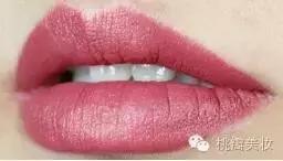 口红试色冬季最爱用的五支唇膏,温柔豆沙色口红推荐哪款