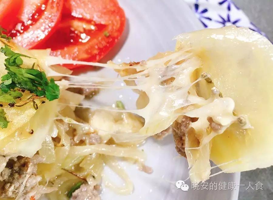 奶酪轻松拉丝,奶酪土豆丝做法