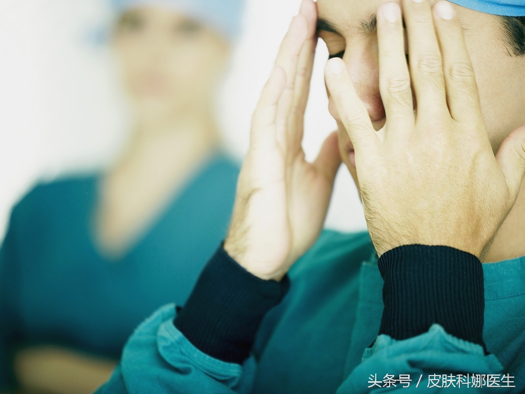 胸部遭受撞击会导致心梗吗,胸部闷压疼痛两天是心梗吗