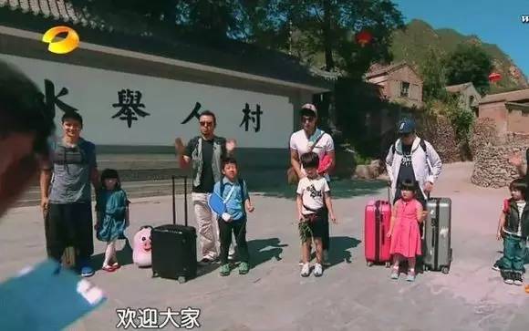 纸皮箱一个能卖多少钱,老式皮箱现在值钱吗