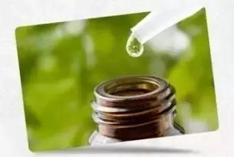 澳洲星期四茶树精油祛痘霜 (澳洲星期四精油祛痘)