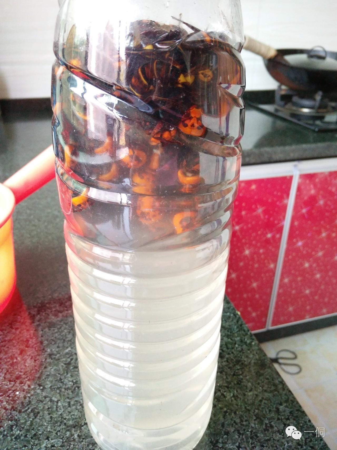 一侗给您介绍一位年轻的侗族捕猎能手——阿现大师